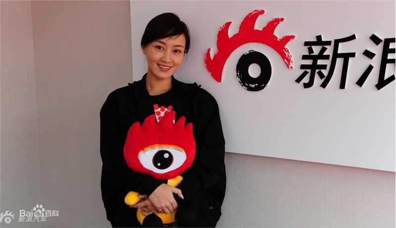 赵子琪出席活动壁纸壁纸