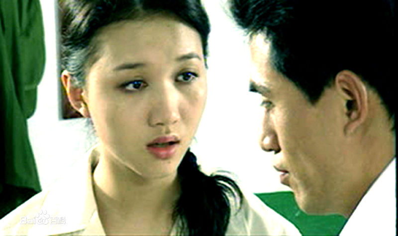 韩雯雯(Vivien Han)2003年《记清燃烧的岁月2》剧照