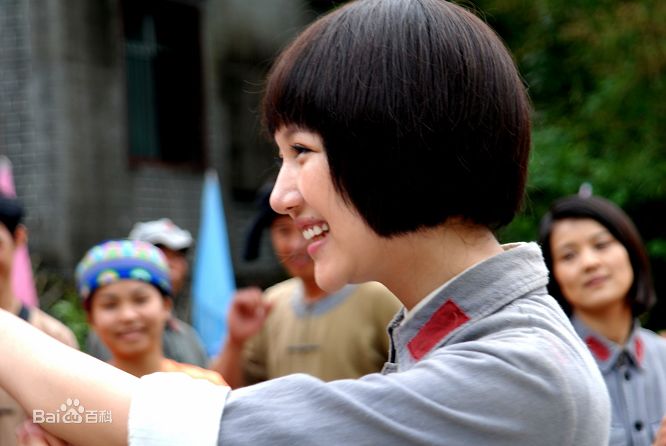 最优质韩雯雯(Vivien Han)在《红七军》饰演 欧阳明珠中的相册