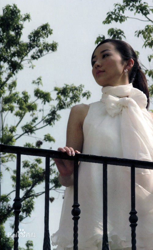 最优质韩雪(Cecilia Han、ハン シュエ（日语）)在专辑《狂想的旅程》中的