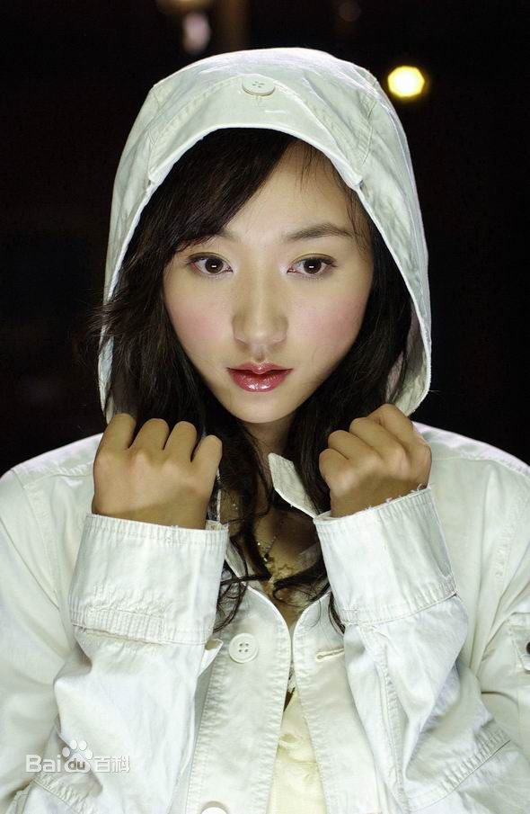 最新韩雪(Cecilia Han、ハン シュエ（日语）)在专辑《飘雪》中的壁纸