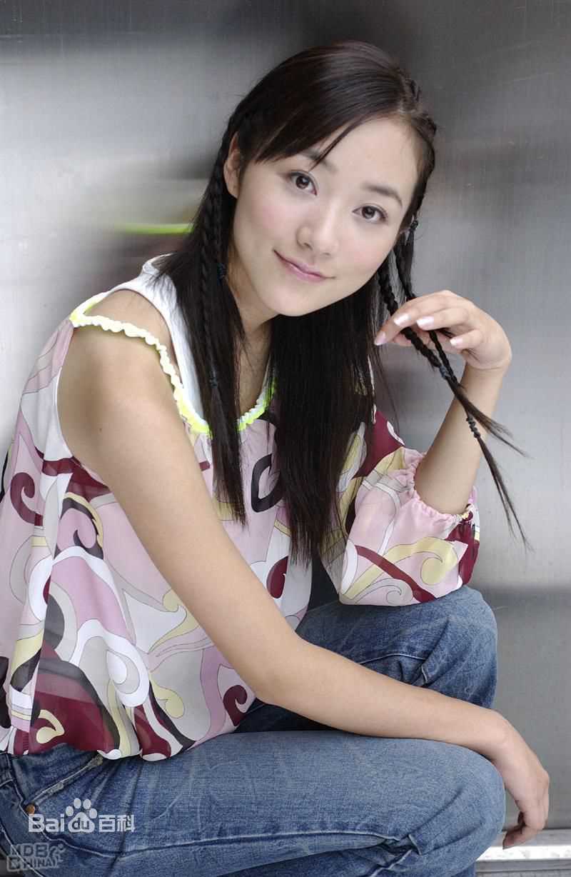 最新韩雪(Cecilia Han、ハン シュエ（日语）)在专辑《飘雪》中的壁纸