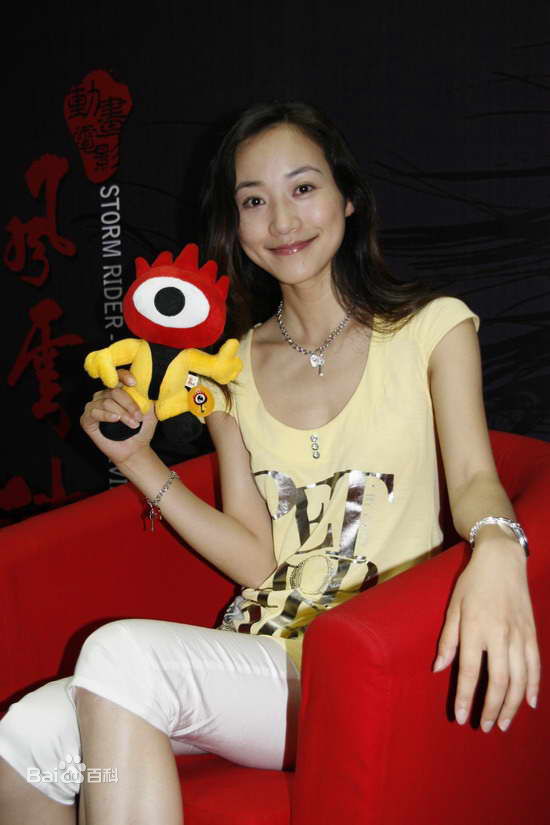 最新韩雪(Cecilia Han、ハン シュエ（日语）)在《风云决》配音组图中的壁纸