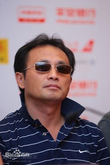 丁志诚出席活动素颜照相册