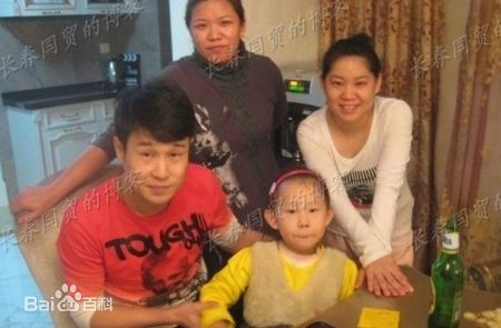 沈鹤(Shen He)小沈阳演出现场壁纸壁纸