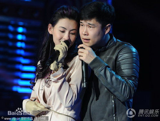 沈鹤(Shen He)小沈阳演出现场壁纸壁纸