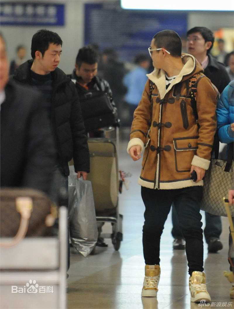 最新沈鹤(Shen He)小沈阳精彩图册