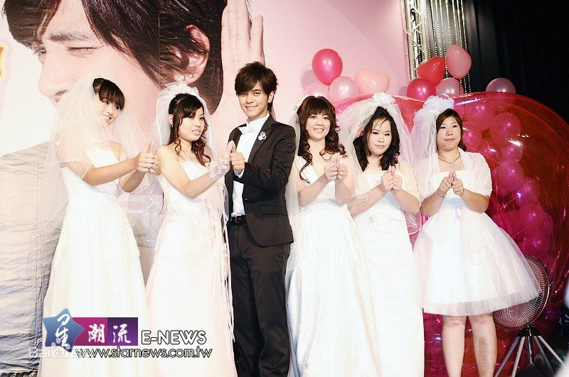 罗志祥(Show Lo)国际歌迷会性感图片图集