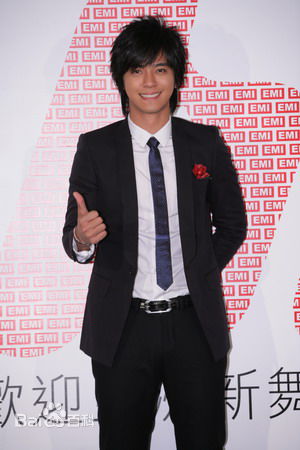 罗志祥(Show Lo)加盟EMI生活照相册