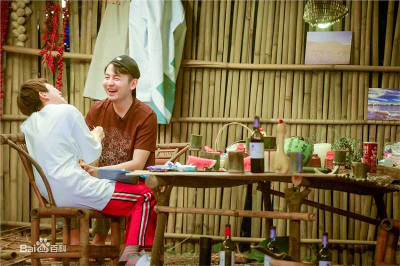 雷佳音生活相对论壁纸壁纸