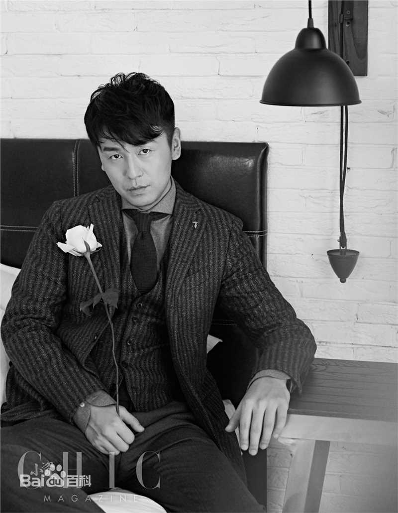 雷佳音小资生活照