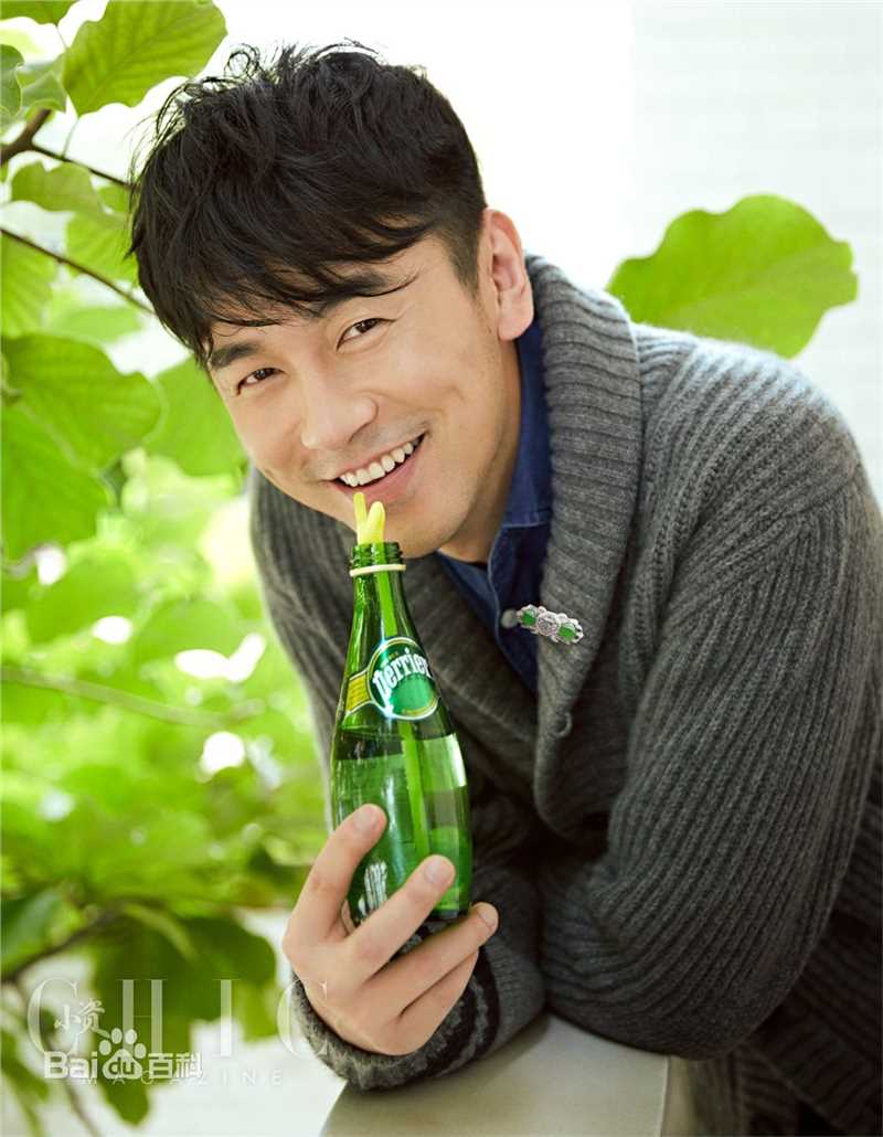 雷佳音小资生活照