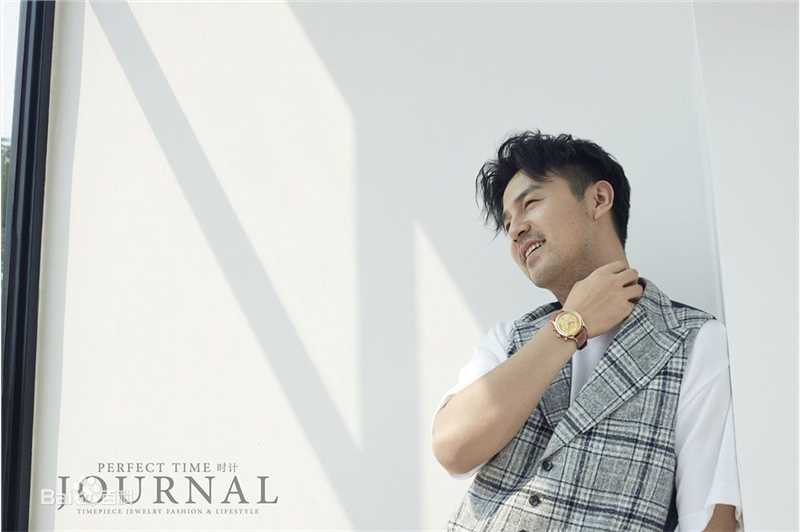 雷佳音表刊素颜照相册