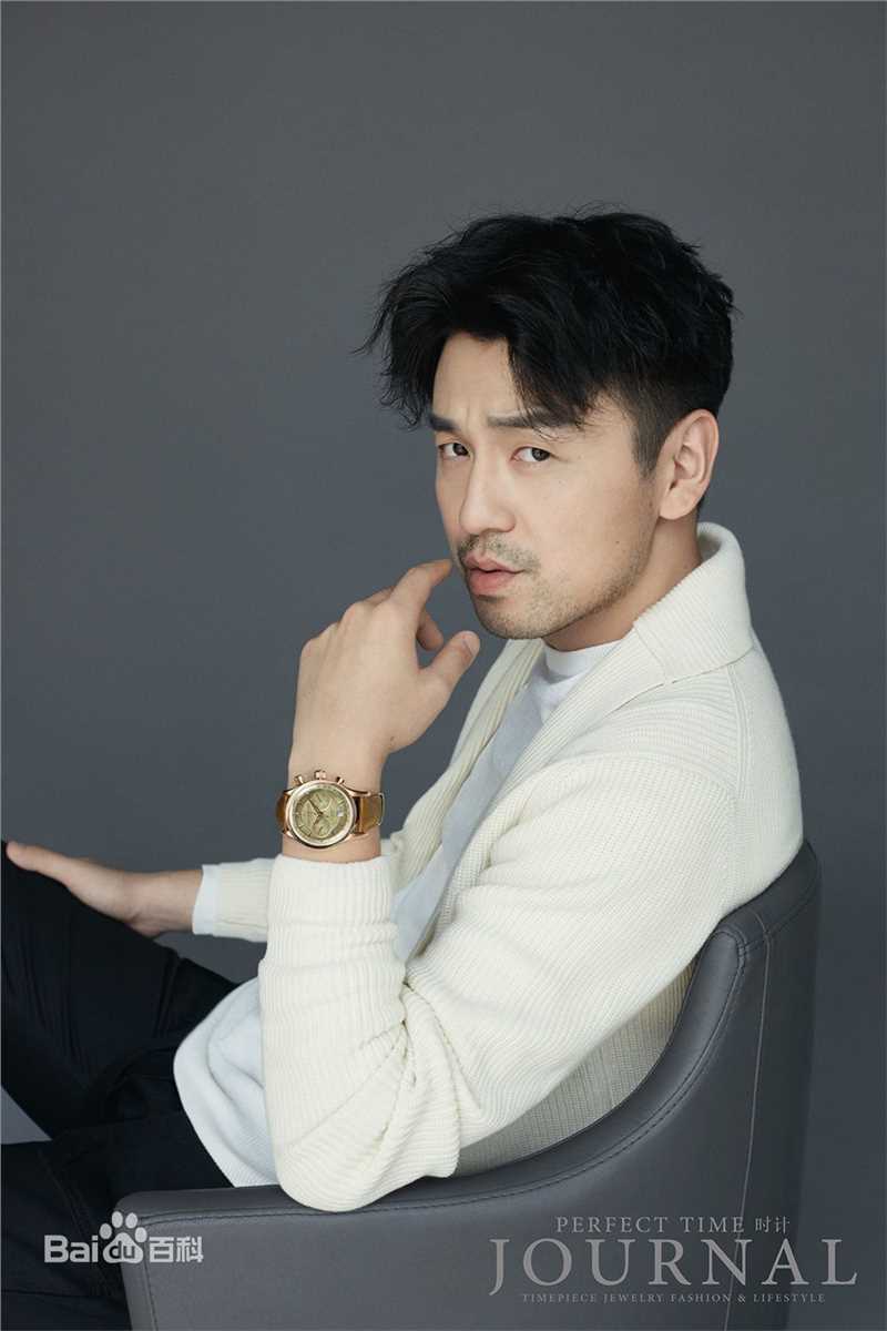 雷佳音表刊素颜照相册