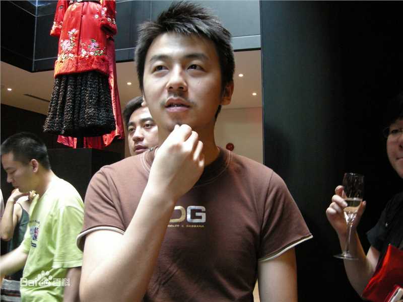 雷佳音生活照图片图册