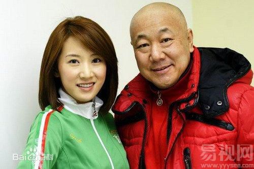 张大礼出席活动前后照片