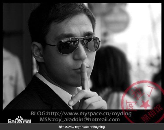 张默(Mo Zhang)生活照生活照相册