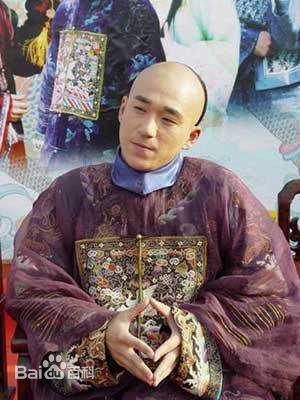 张默(Mo Zhang)2004《新九品芝麻官》最新剧照