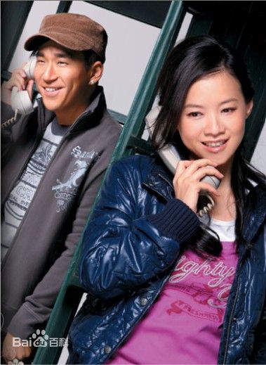 张默(Mo Zhang)默默代言的三番服饰性感图片图集