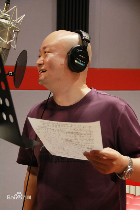 夏嘉伟工作花絮壁纸壁纸