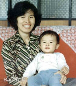 周杰伦(Jay Chou)小时候图片图集