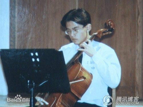 周杰伦(Jay Chou)小时候图片图集