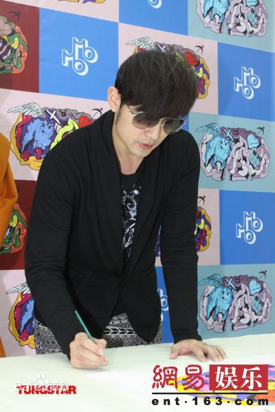 最全周杰伦(Jay Chou)精彩图册