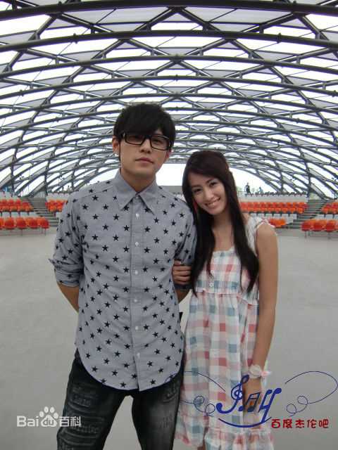 周杰伦(Jay Chou)生活照前后照片