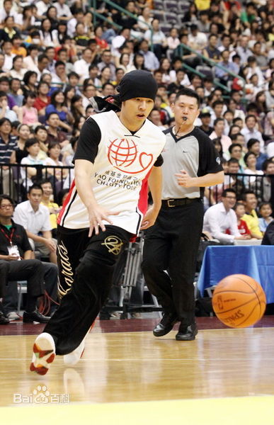 周杰伦(Jay Chou)出席活动前后照片