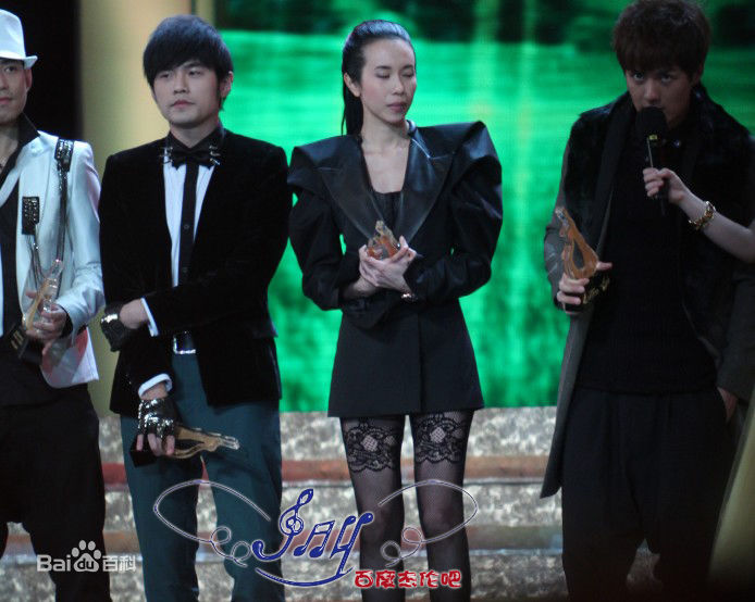 周杰伦(Jay Chou)出席活动前后照片