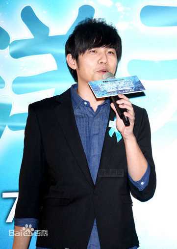 周杰伦(Jay Chou)出席活动前后照片