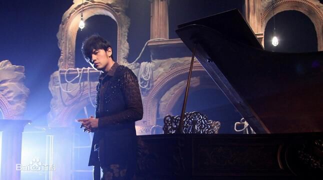 周杰伦(Jay Chou)前后照片