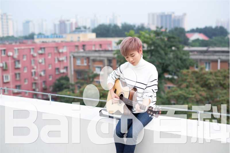 最优质许飞在《如果你想做一些别人做不到的事》专辑宣传图中的相册