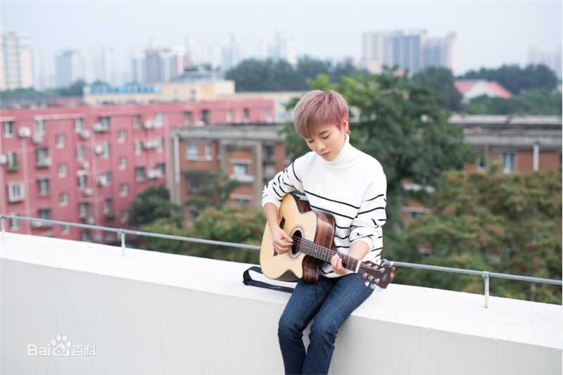 最优质许飞在《如果你想做一些别人做不到的事》专辑宣传图中的相册