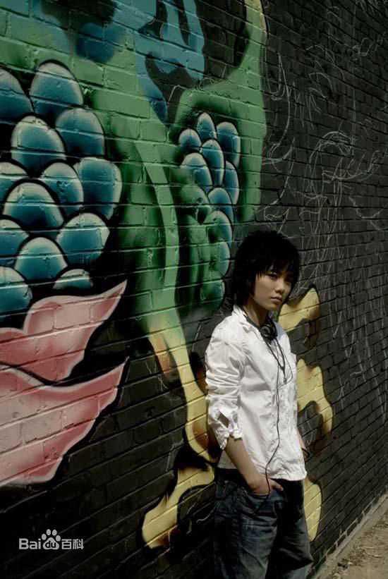 最优质许飞在首张创作EP《也许，飞》中的相册