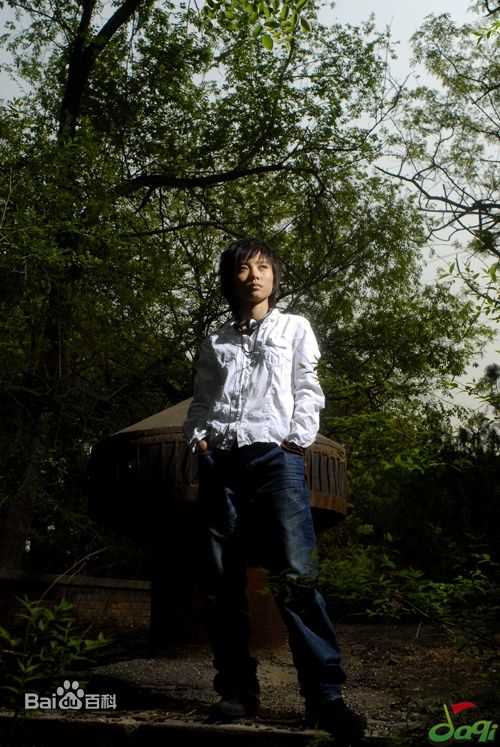 最优质许飞在首张创作EP《也许，飞》中的相册