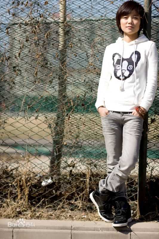 最新许飞在专辑《恰同学少年》中的图集