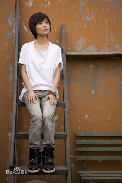 最新许飞在专辑《恰同学少年》中的图集