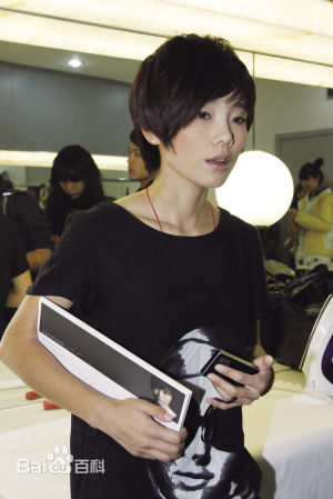 许飞2010年活动图片图册