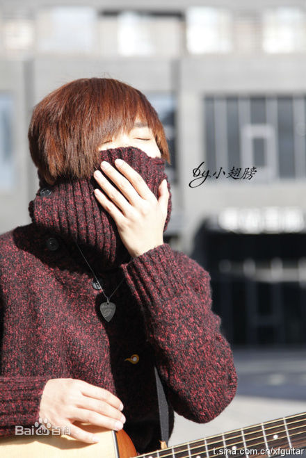 许飞生活照素颜照壁纸