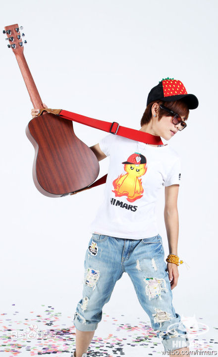 许飞广告代言生活照相册