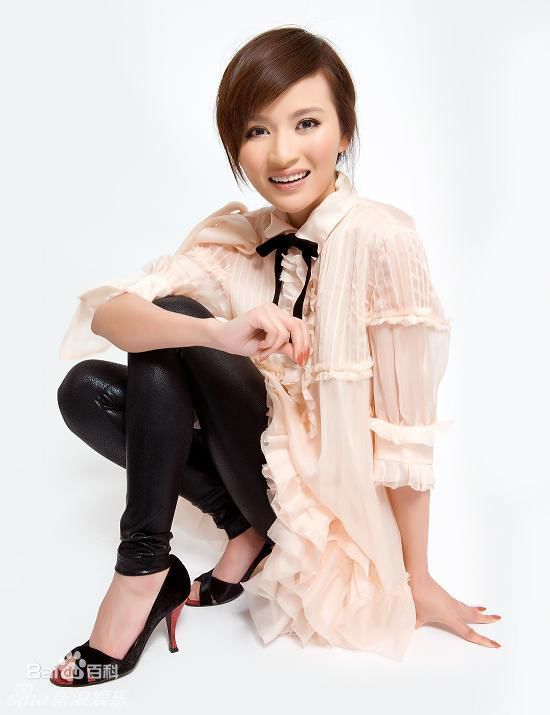 最优质孙艺菲精彩图册