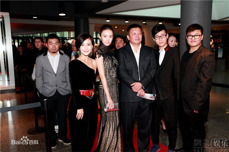 童瑶(Tanya)活动现场性感图片图集