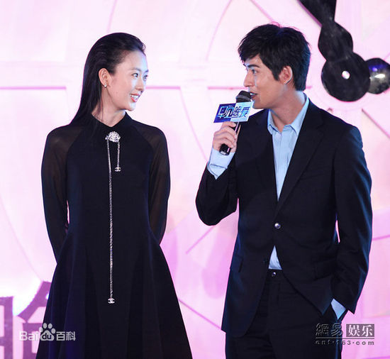 童瑶(Tanya)活动现场性感图片图集