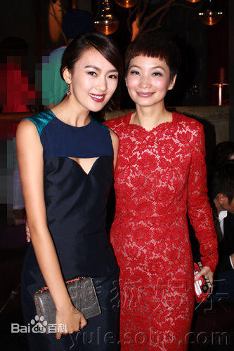 童瑶(Tanya)活动现场性感图片图集