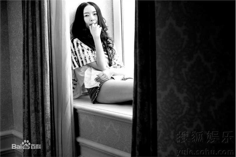 最新童瑶(Tanya)性感图片