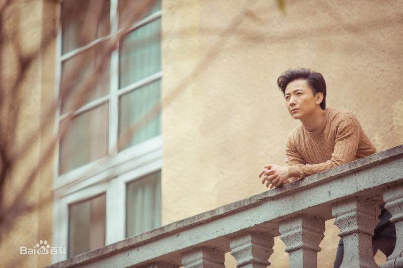 迟嘉(Keanu)合伙人素颜照壁纸