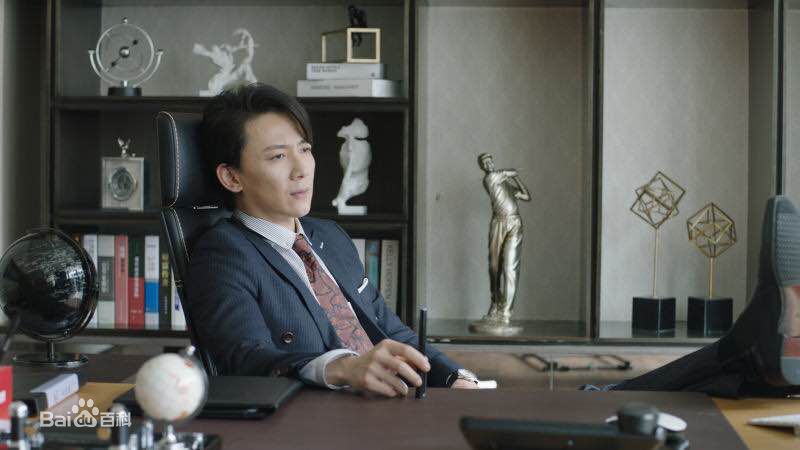 迟嘉(Keanu)合伙人素颜照壁纸