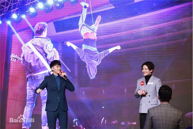 迟嘉(Keanu)合伙人素颜照壁纸