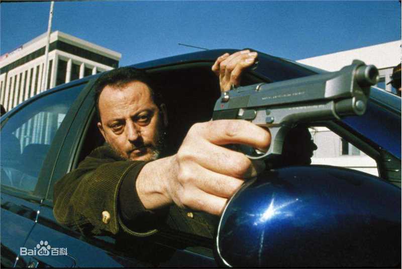 高清让·雷诺(Jean Reno)在1994年《这个杀手不太冷》中的图集